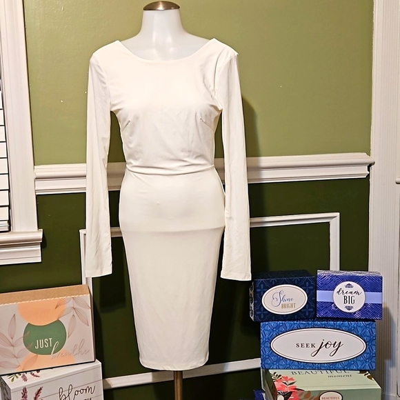 Backless White Sexy Dress by Fashion Nova - Picture 4 of 7